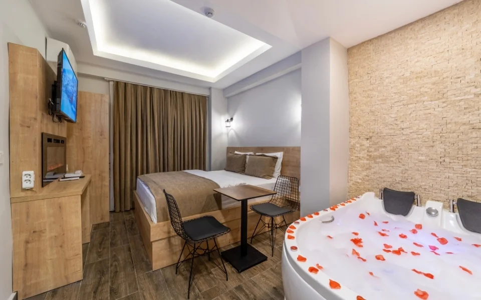 Ataşehir Günlük Kiralık Jakuzili Ev ile Lüks ve Konforu Keşfedin